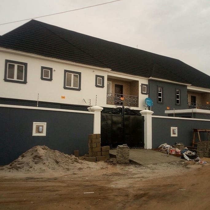 Peinture murale maison Yaoundé Cameroun